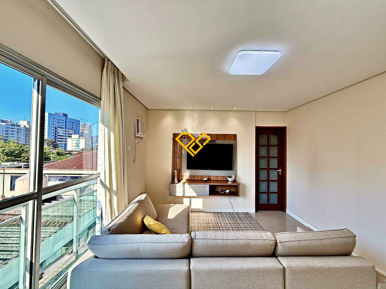Apartamento à venda no Ponta da Praia: Sala
