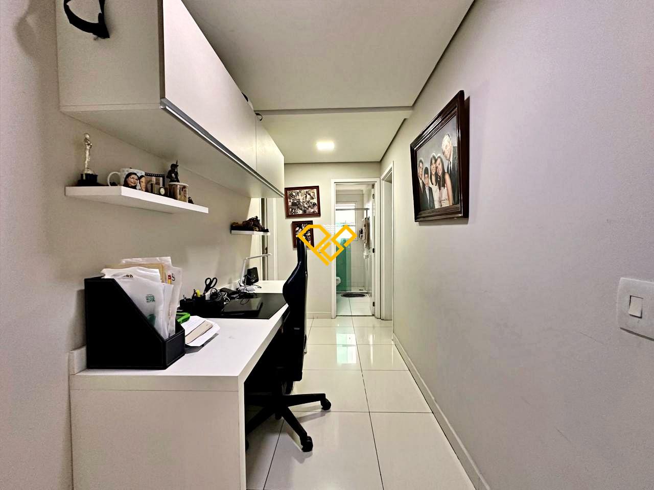 Apartamento à venda no Marapé: Corredor - escritório