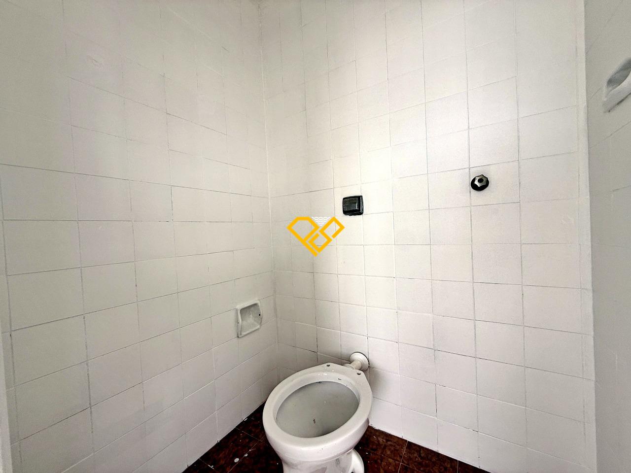 Apartamento à venda no Boqueirão: Wc de serviço