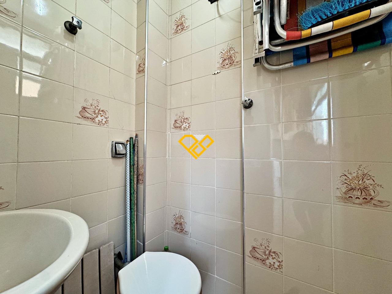 Apartamento à venda no Ponta da Praia: Wc de serviço