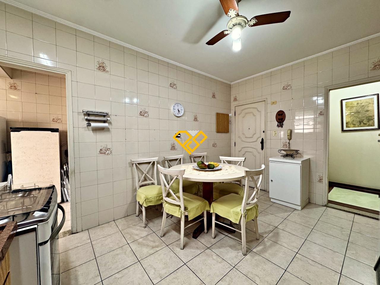 Apartamento à venda no Ponta da Praia: Cozinha