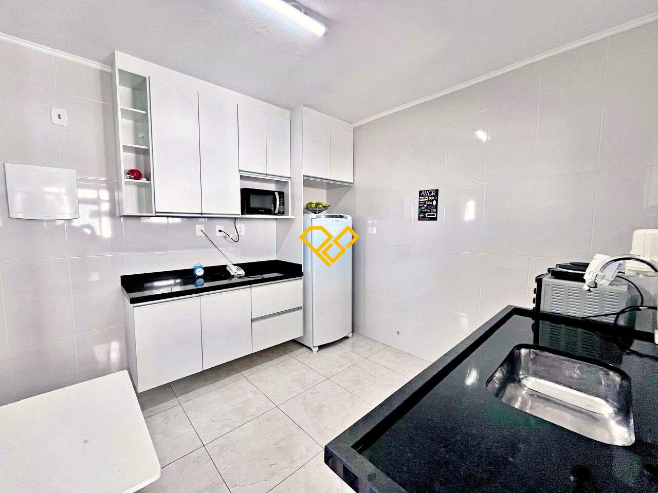 Apartamento à venda no Ponta da Praia: Cozinha