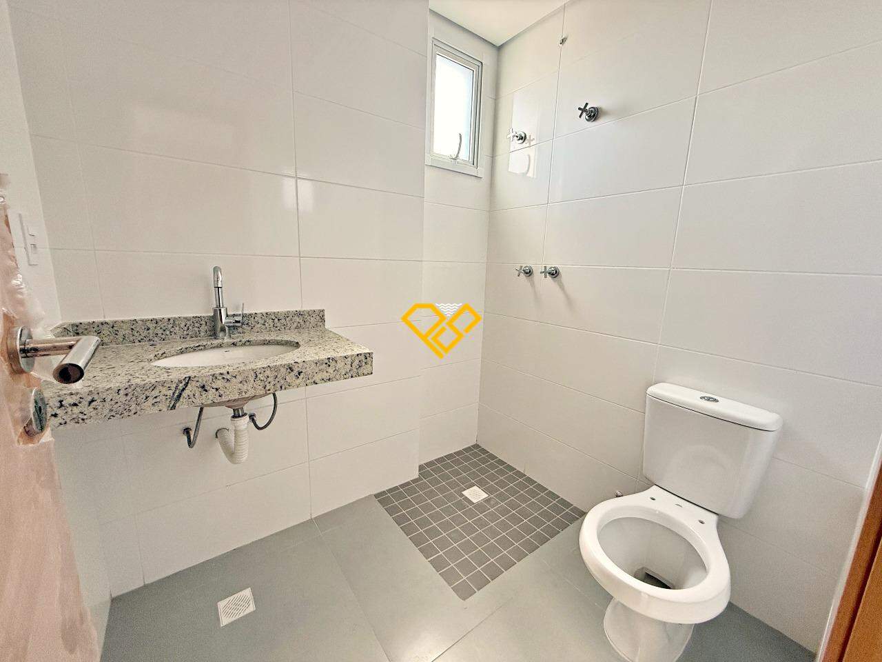 Apartamento à venda no Ponta da Praia: Wc suíte 2