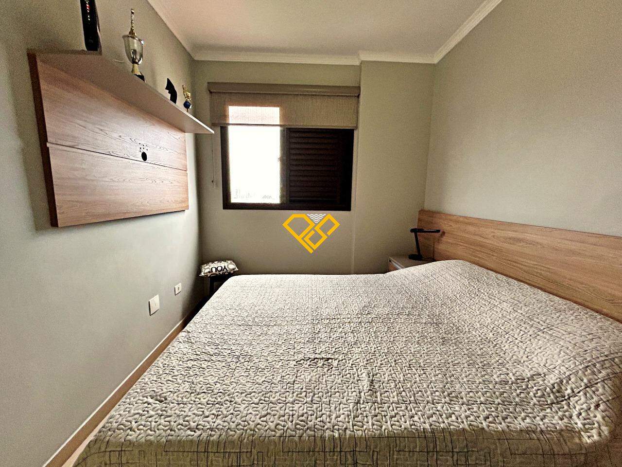 Apartamento à venda no Embaré: Dormitório 3 - suíte