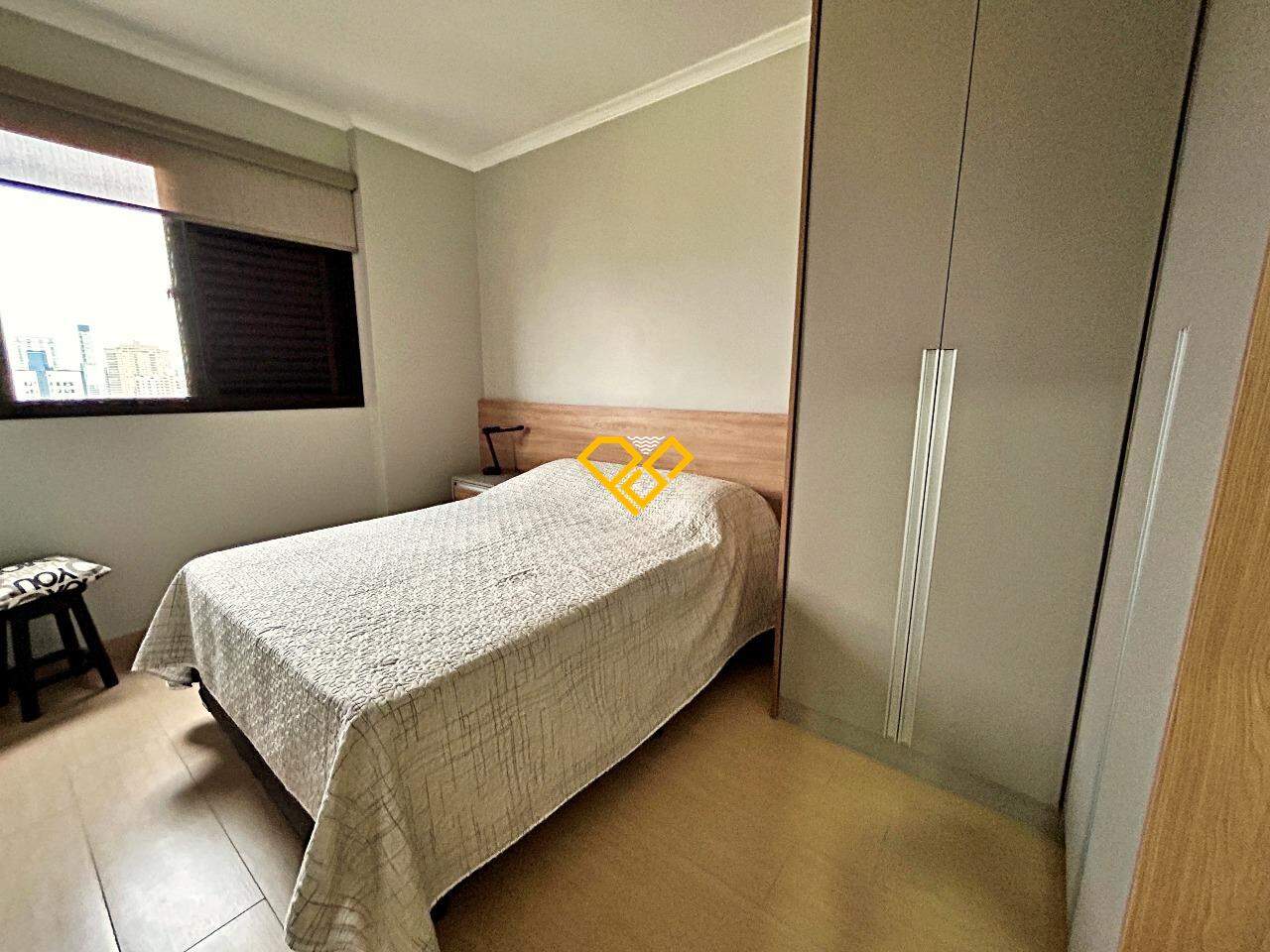 Apartamento à venda no Embaré: Dormitório 3 - suíte