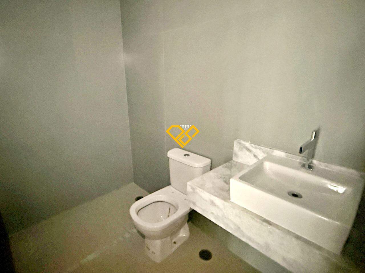 Apartamento à venda no José Menino: Wc social