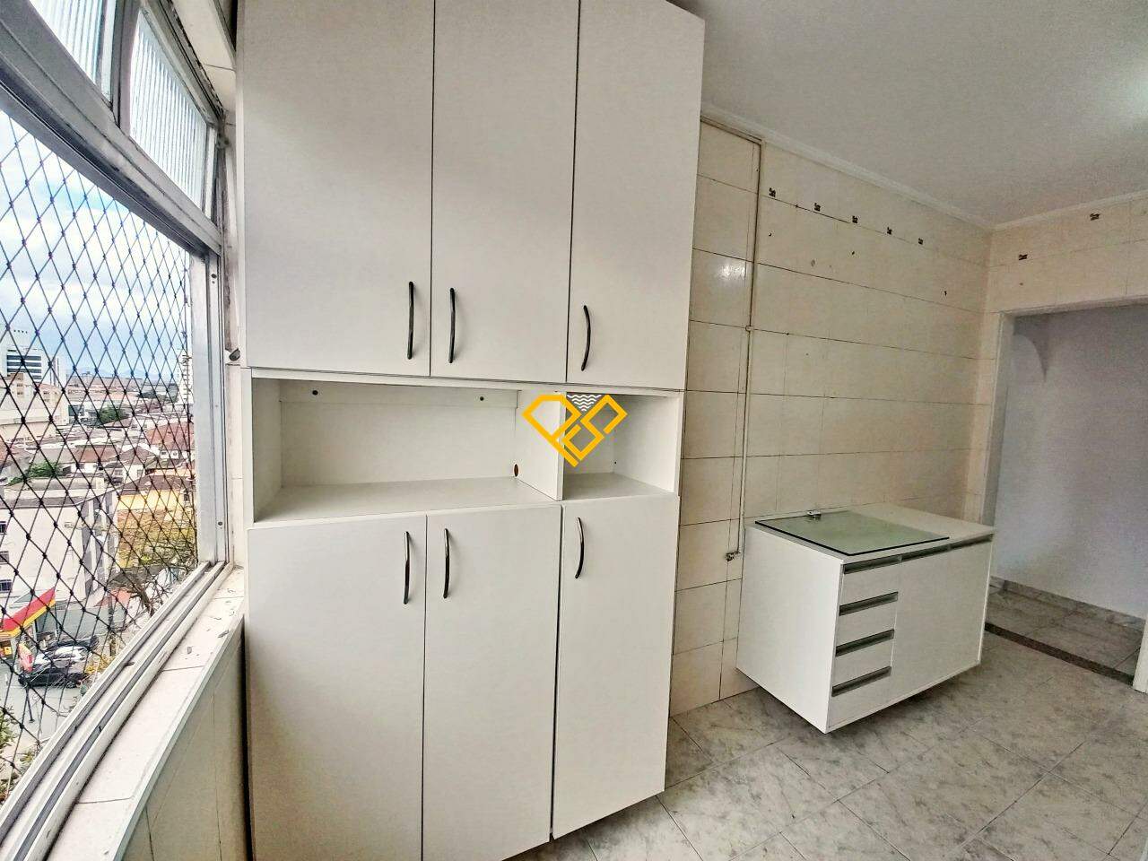 Apartamento à venda no Encruzilhada: Cozinha