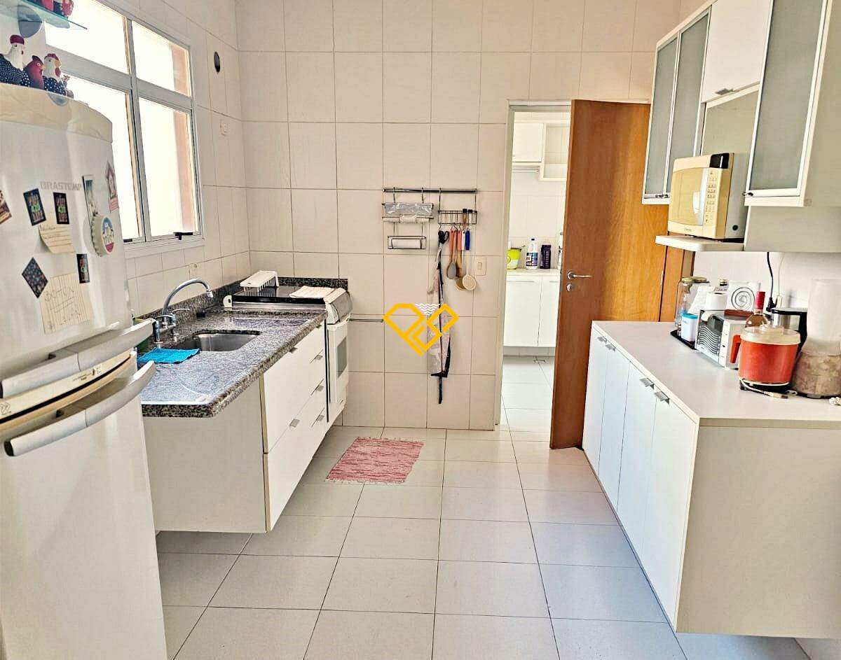 Apartamento à venda no Embaré: Cozinha