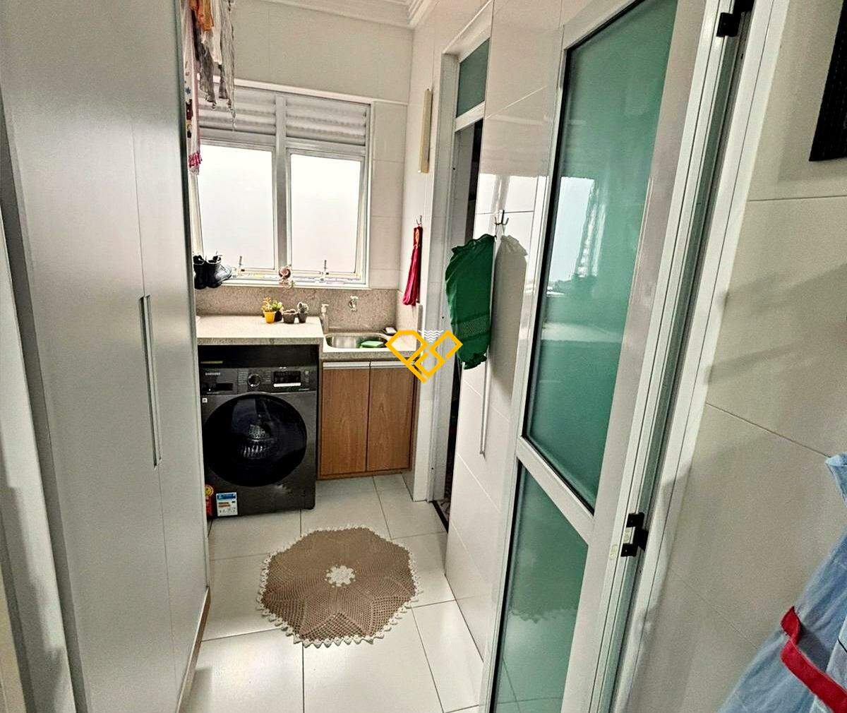 Apartamento à venda no Campo Grande: Área de serviço