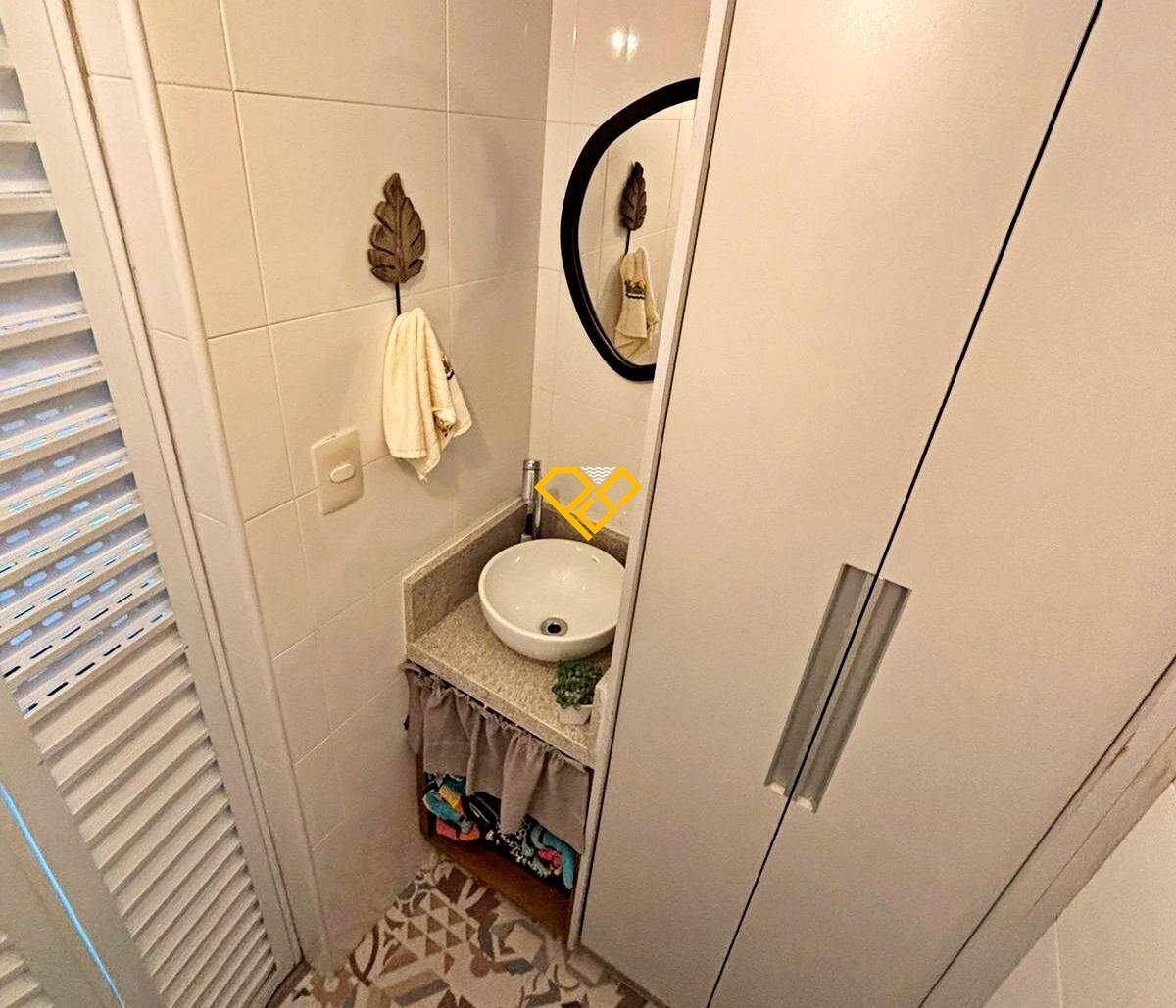 Apartamento à venda no Campo Grande: Lavabo