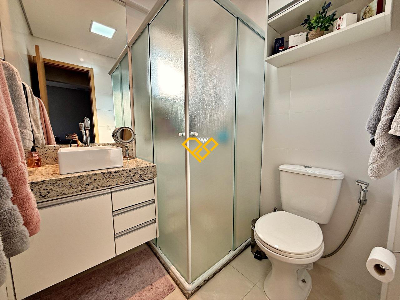 Apartamento à venda no Campo Grande: Wc social