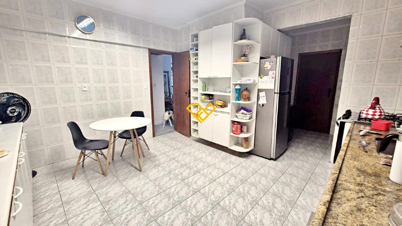 Apartamento à venda no Pompéia: Cozinha