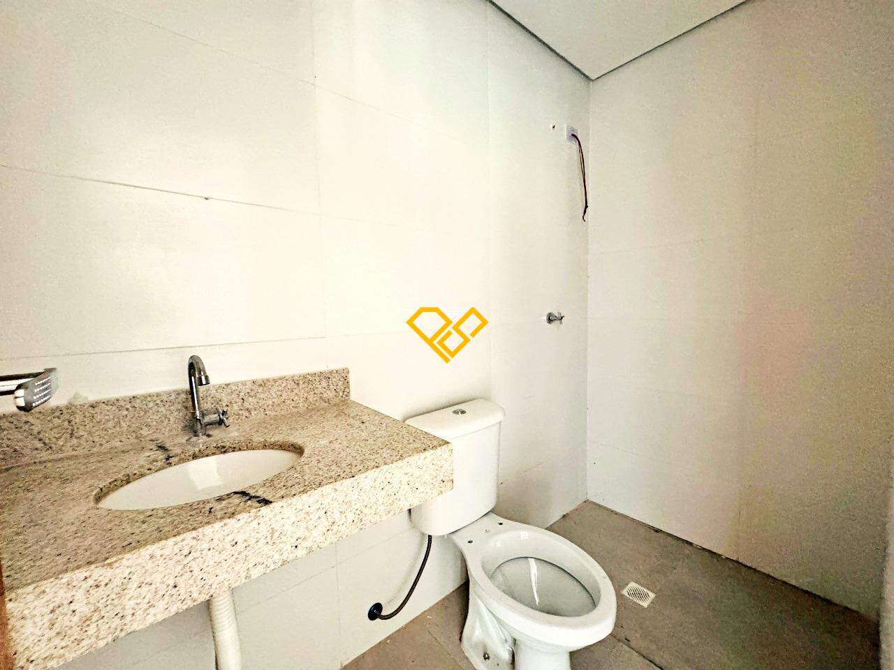 Apartamento à venda no Marapé: Wc social