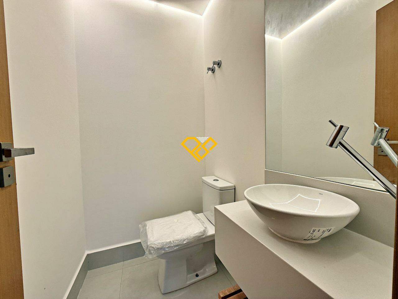 Apartamento à venda no Aparecida: Lavabo