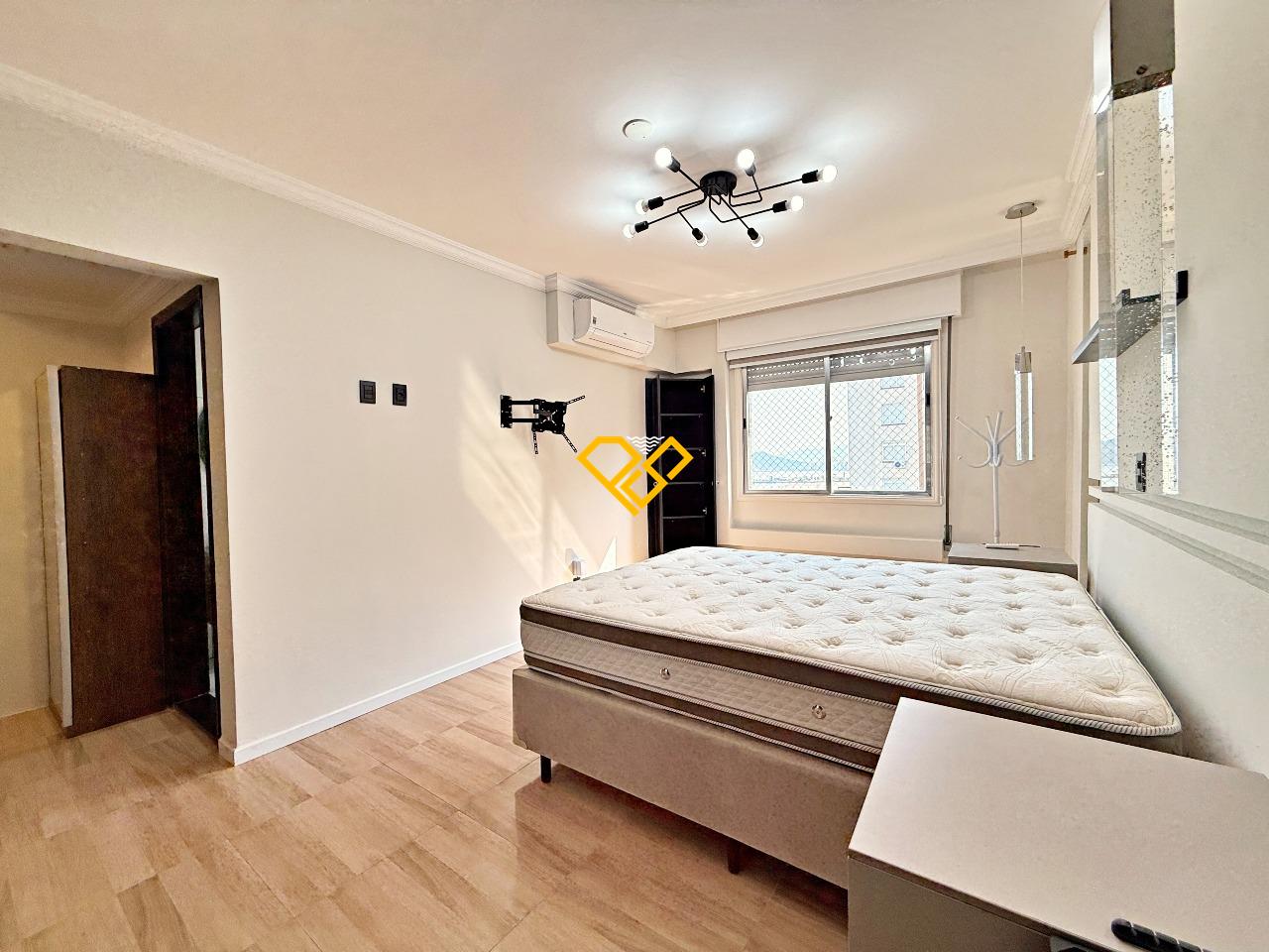 Apartamento para aluguel no Gonzaga: Dormitório 1 - suíte