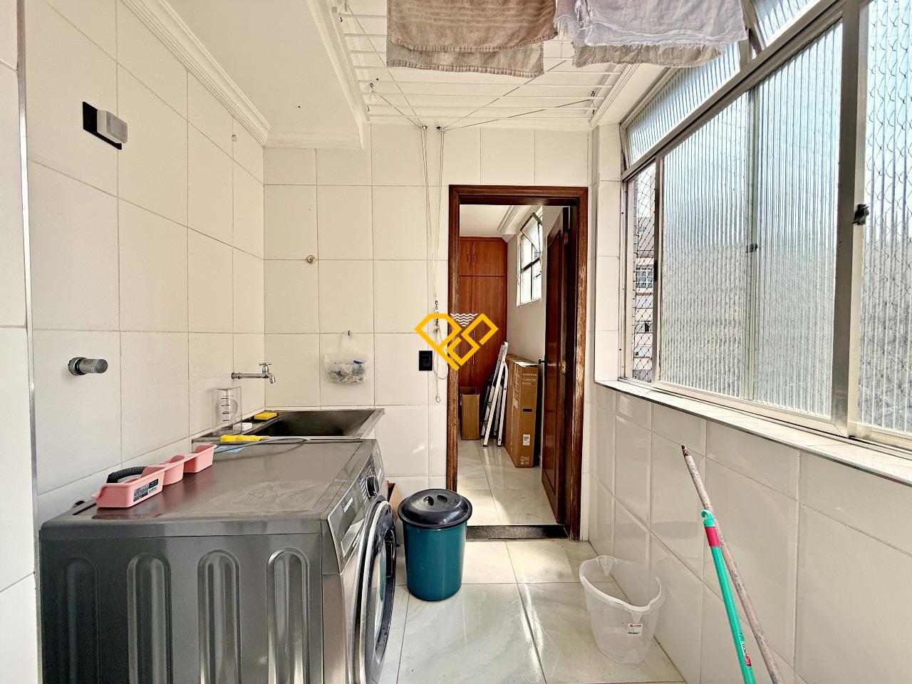 Apartamento para aluguel no Gonzaga: Área de serviço