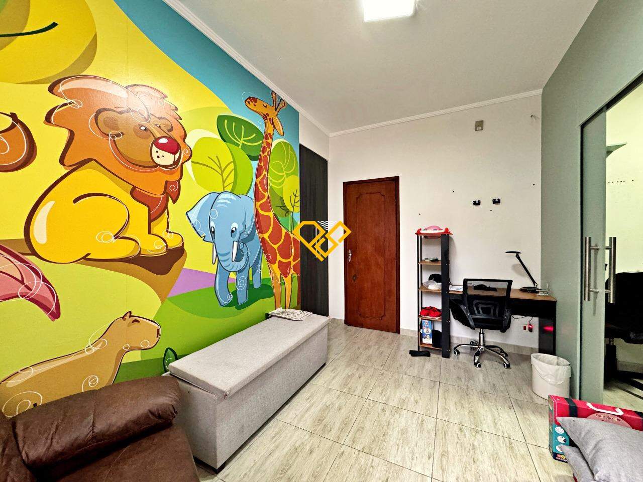Sobreposta Baixa à venda no Boqueirão: Suíte 2