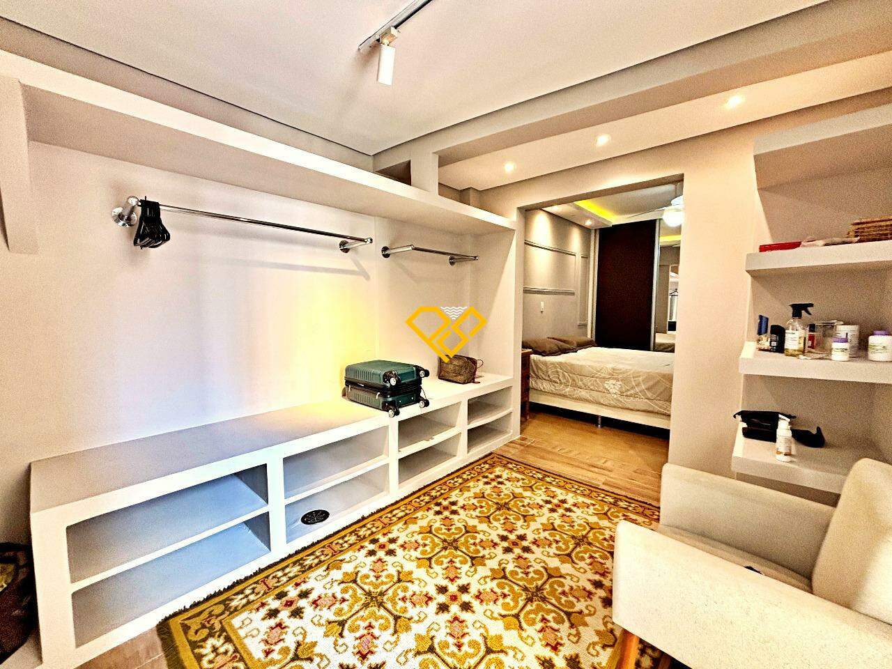 Garden à venda no Gonzaga: Suíte 1