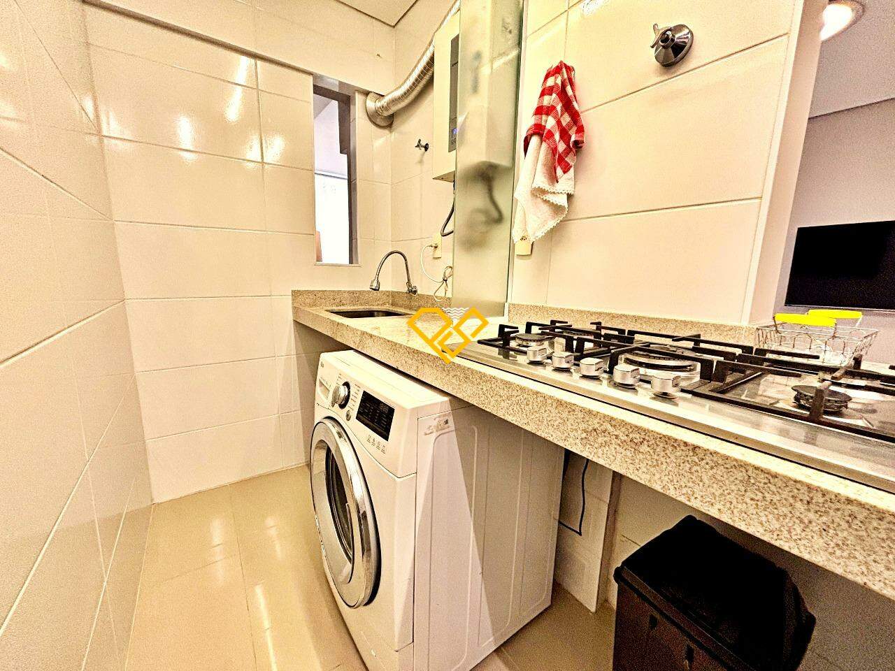 Garden à venda no Gonzaga: Área de serviço