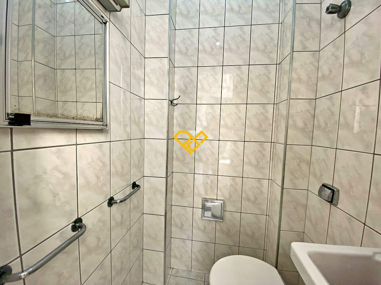 Apartamento à venda no Boqueirão: Wc de serviço