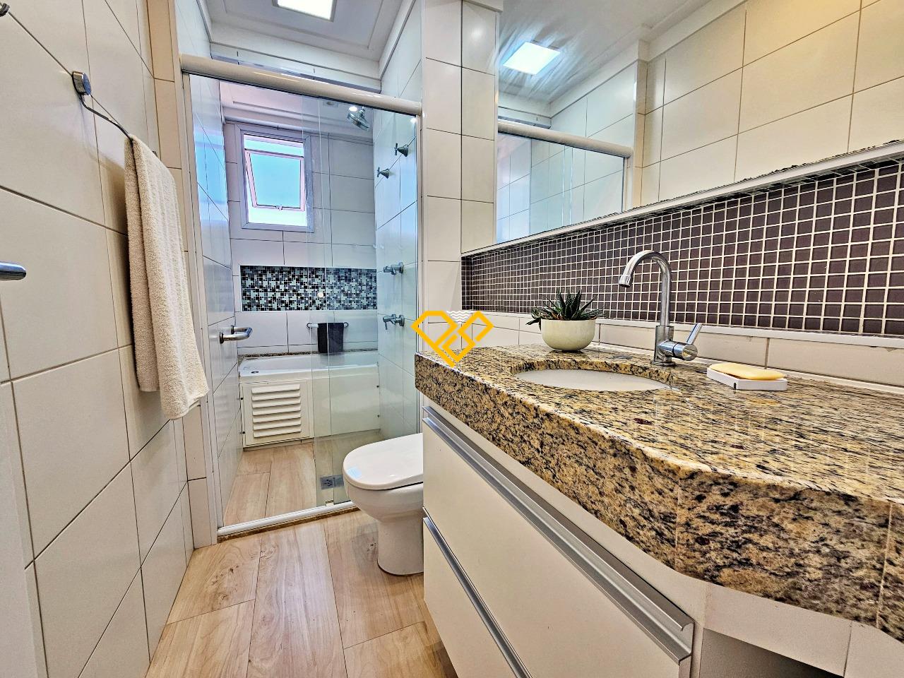 Apartamento à venda no Ponta da Praia: Wc social