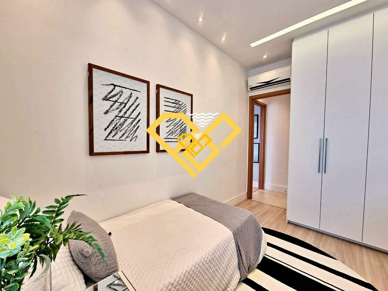 Apartamento à venda no Encruzilhada: 