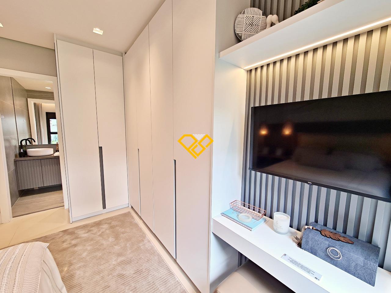 Apartamento à venda no Ponta da Praia: 