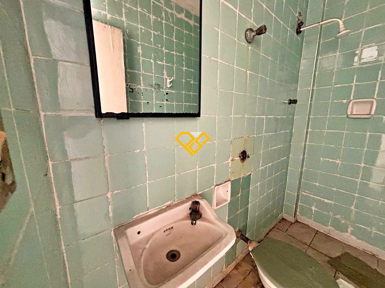 Sobrado à venda no Encruzilhada: 