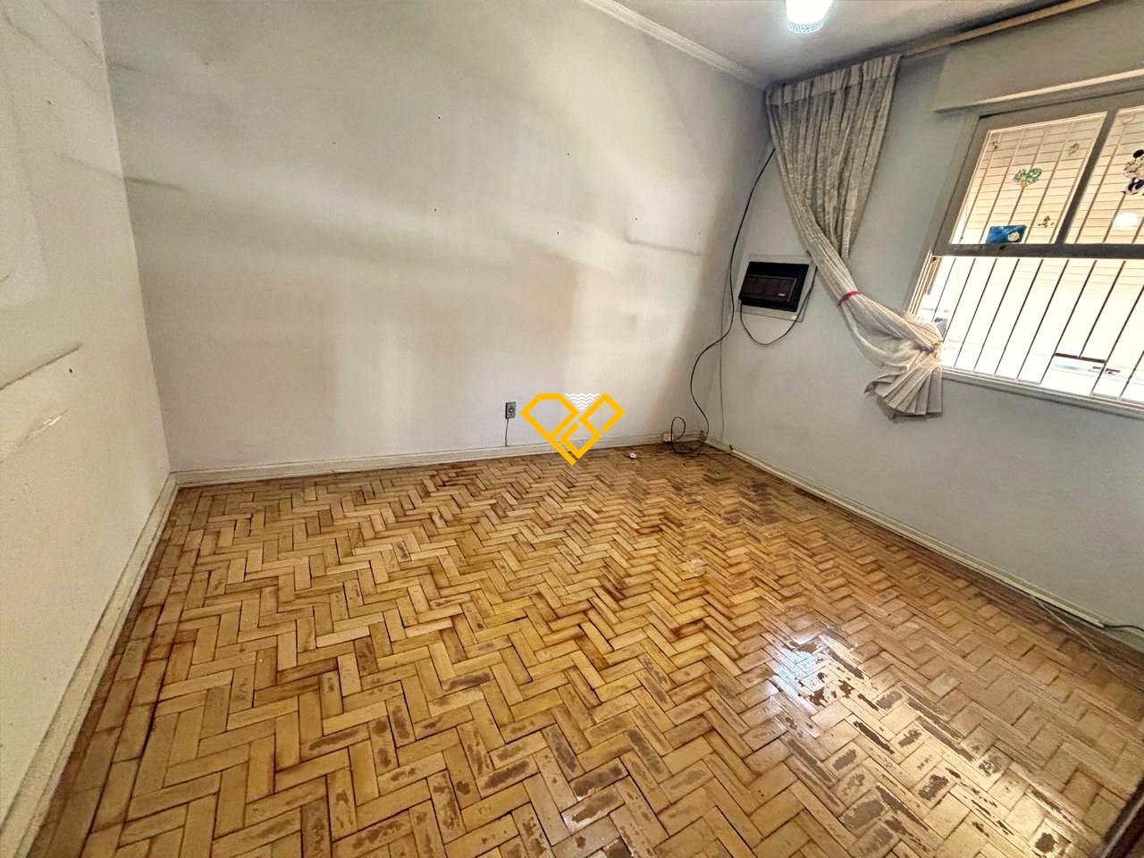 Sobrado à venda no Encruzilhada: 