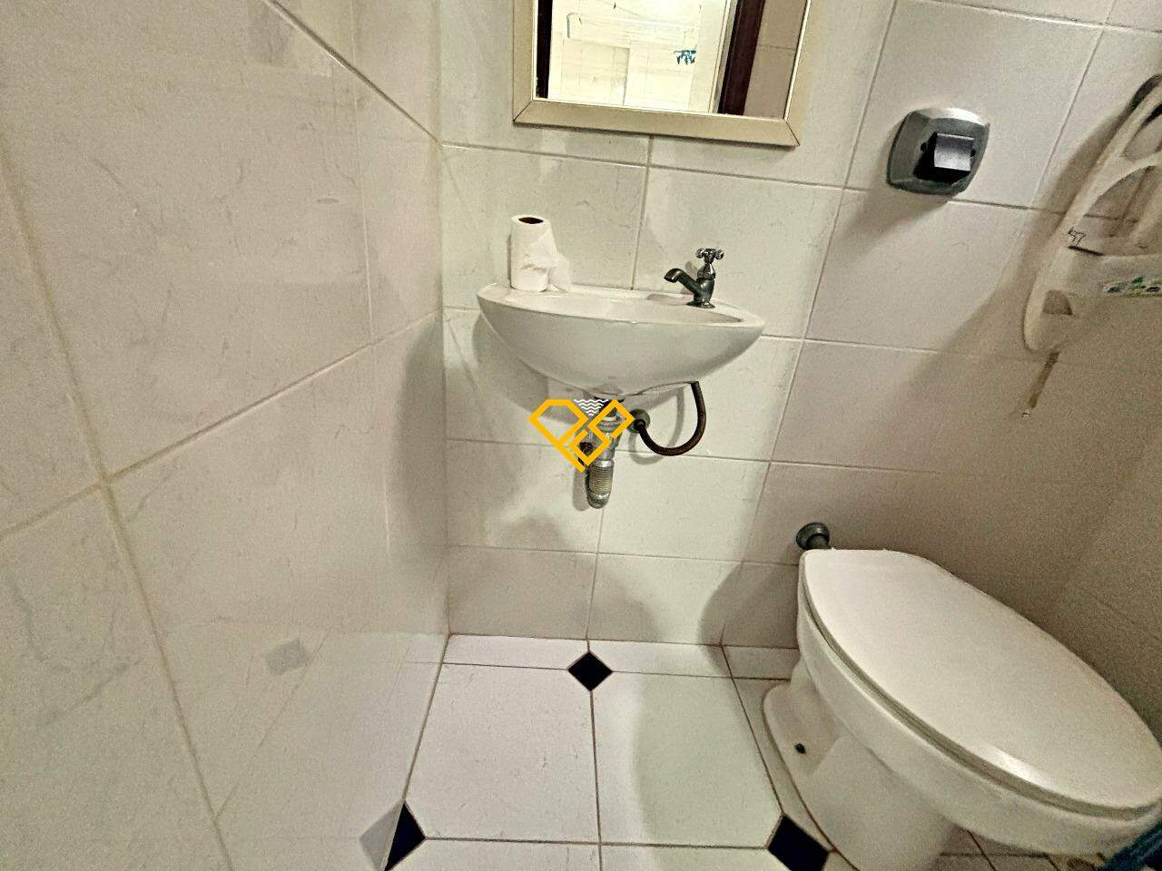 Apartamento à venda no Vila Rica: Wc de servço