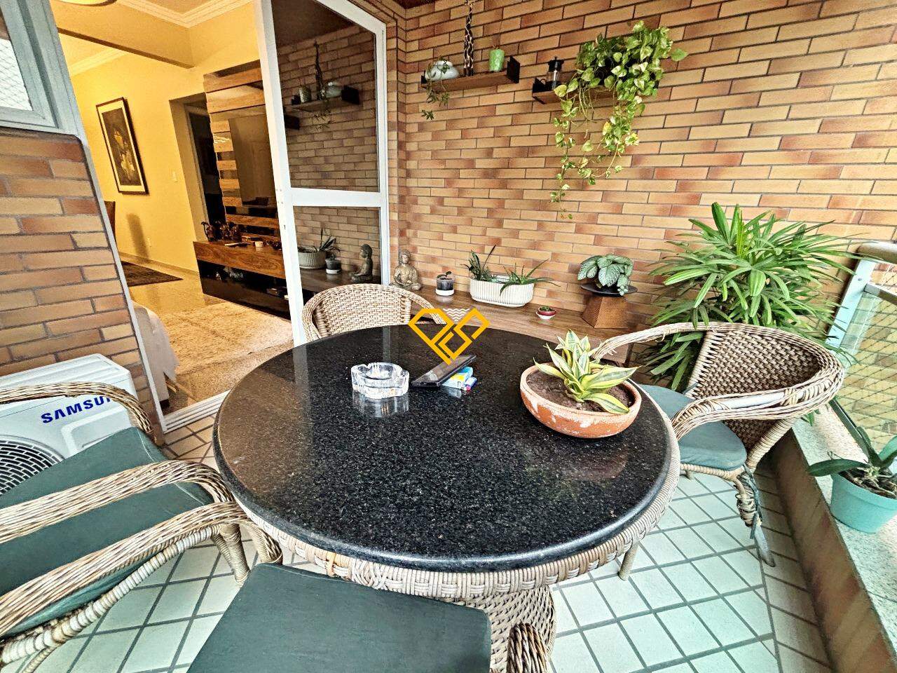 Apartamento à venda no Vila Rica: Varanda