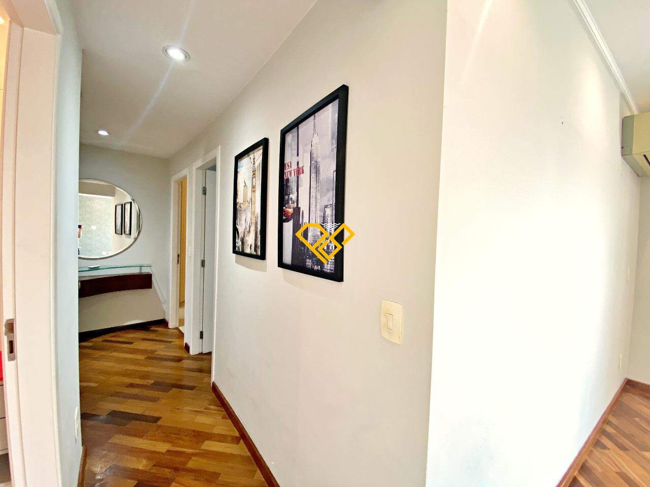 Apartamento à venda no Boqueirão: Hall íntimo