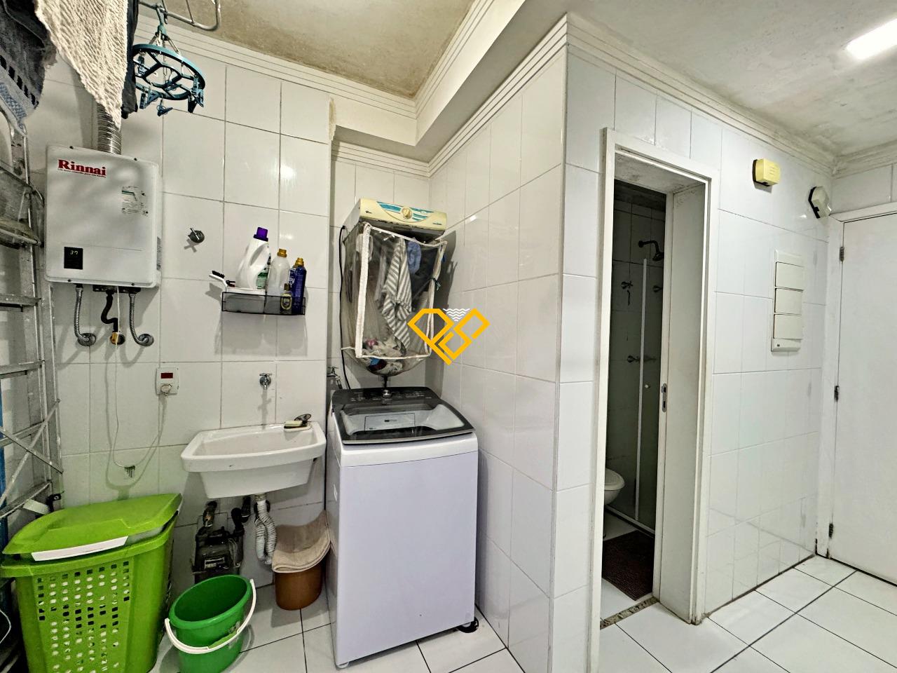 Apartamento à venda no Marapé: Área de serviço