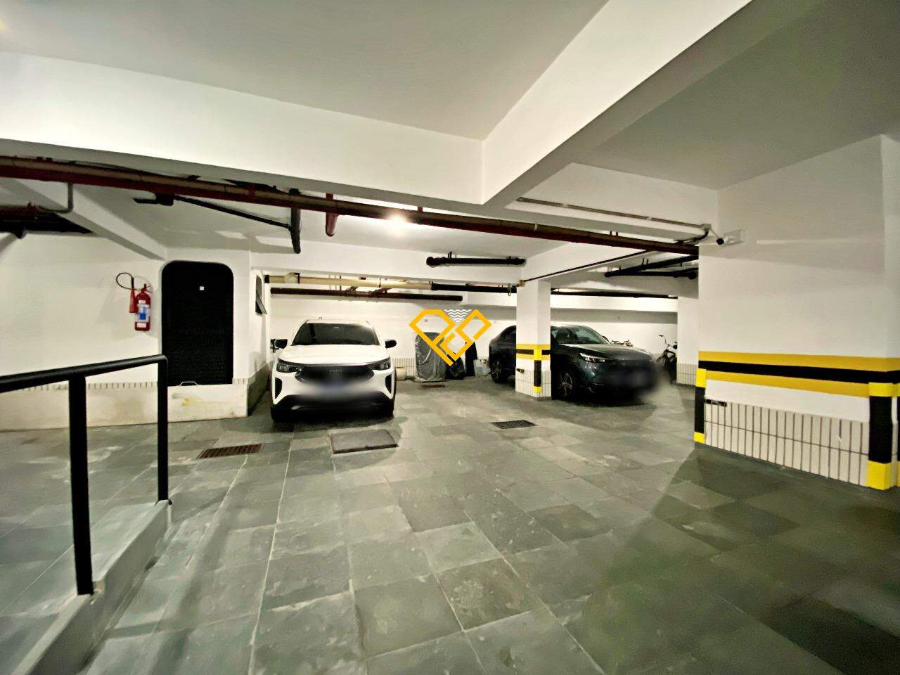 Apartamento à venda no Boqueirão: Garagem