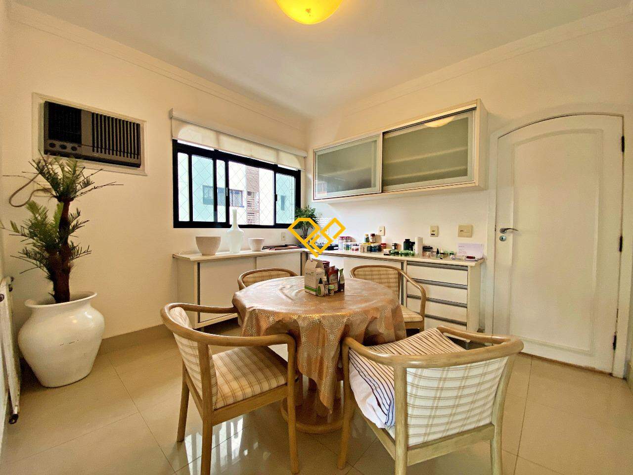 Apartamento à venda no Boqueirão: Copa