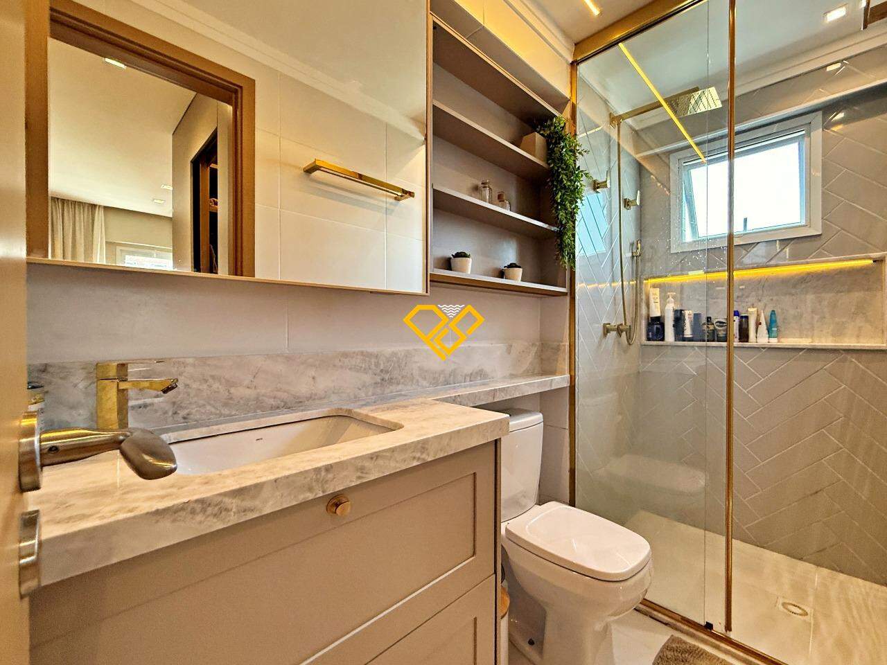 Apartamento à venda no Gonzaga: Wc suíte