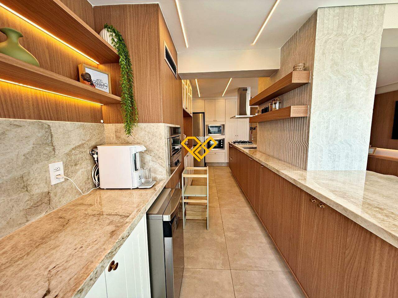 Apartamento à venda no Gonzaga: Cozinha