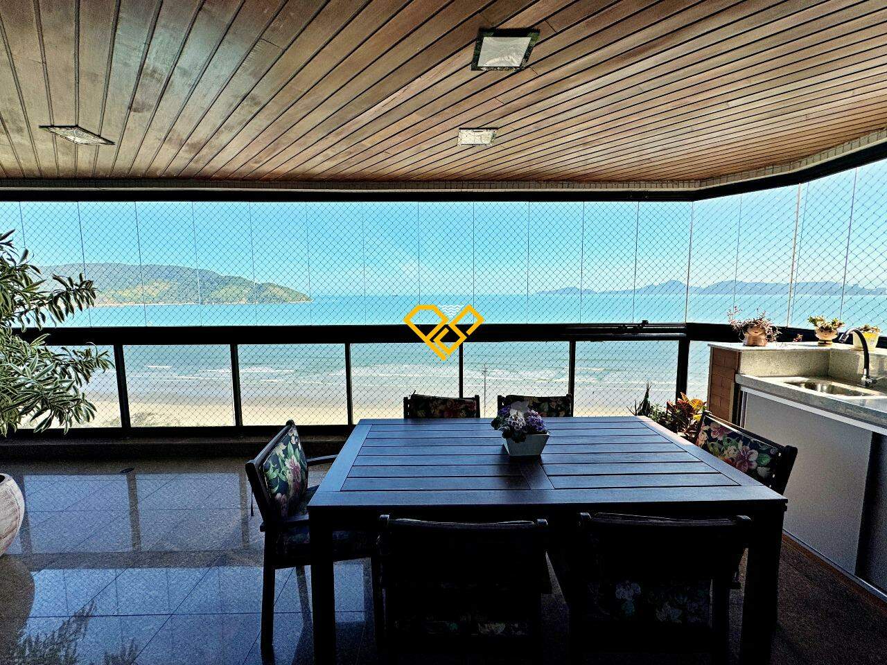 Apartamento à venda no Aparecida: Varanda