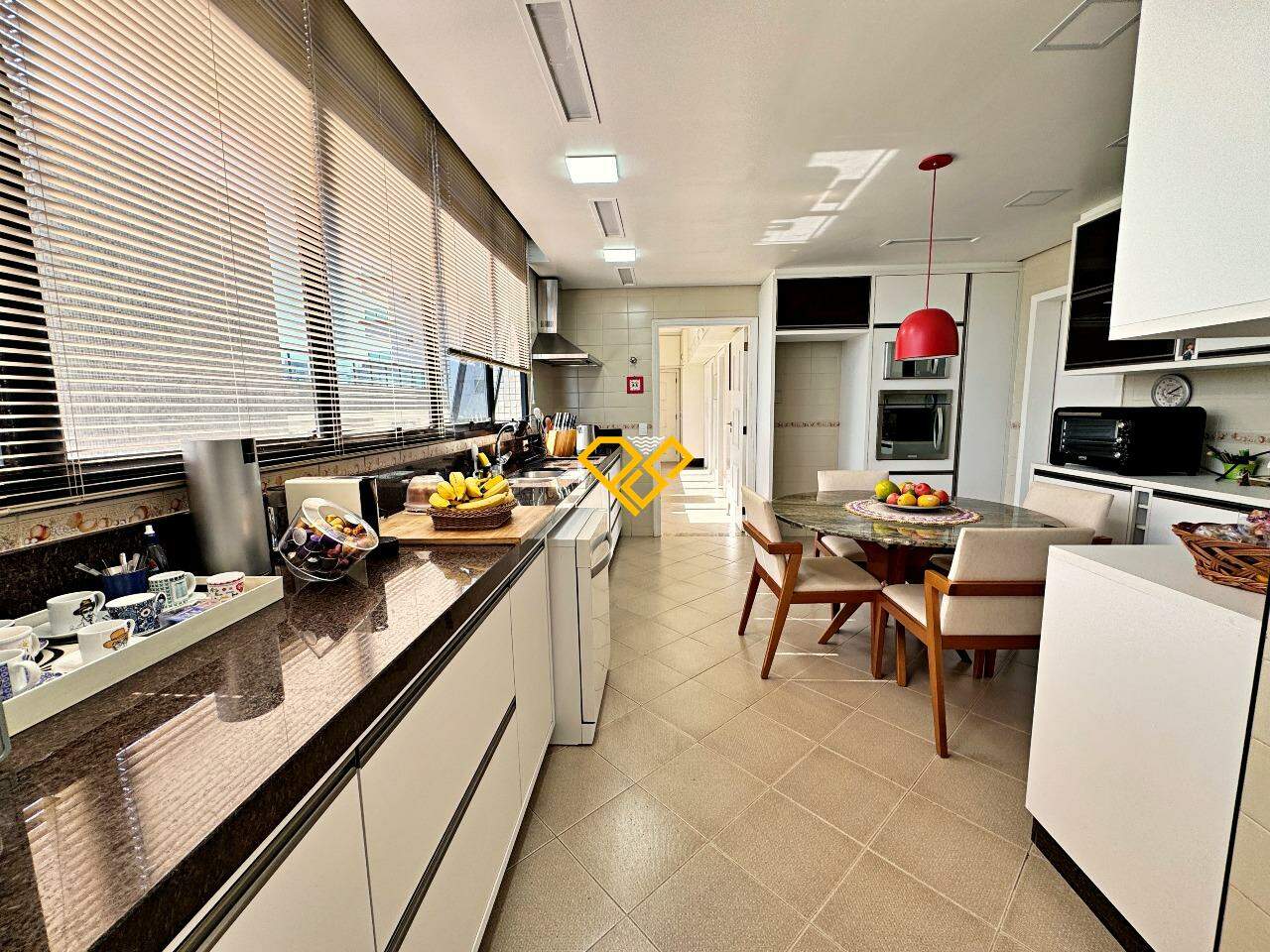 Apartamento à venda no Aparecida: Cozinha
