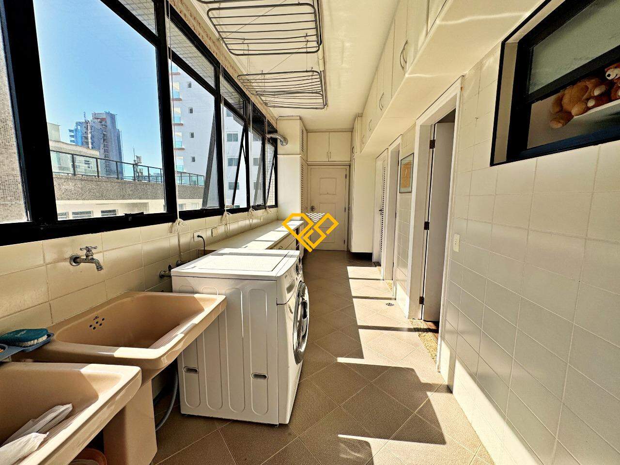 Apartamento à venda no Aparecida: Área de serviço