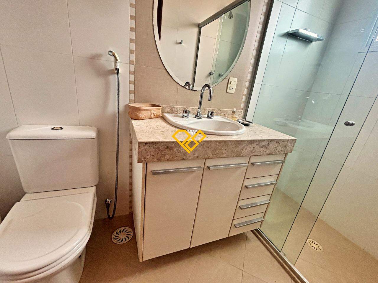 Apartamento à venda no Embaré: Wc suíte