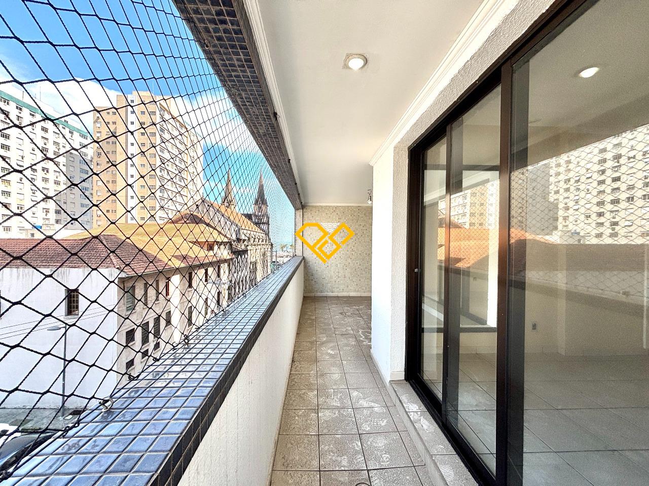 Apartamento à venda no Embaré: Varanda