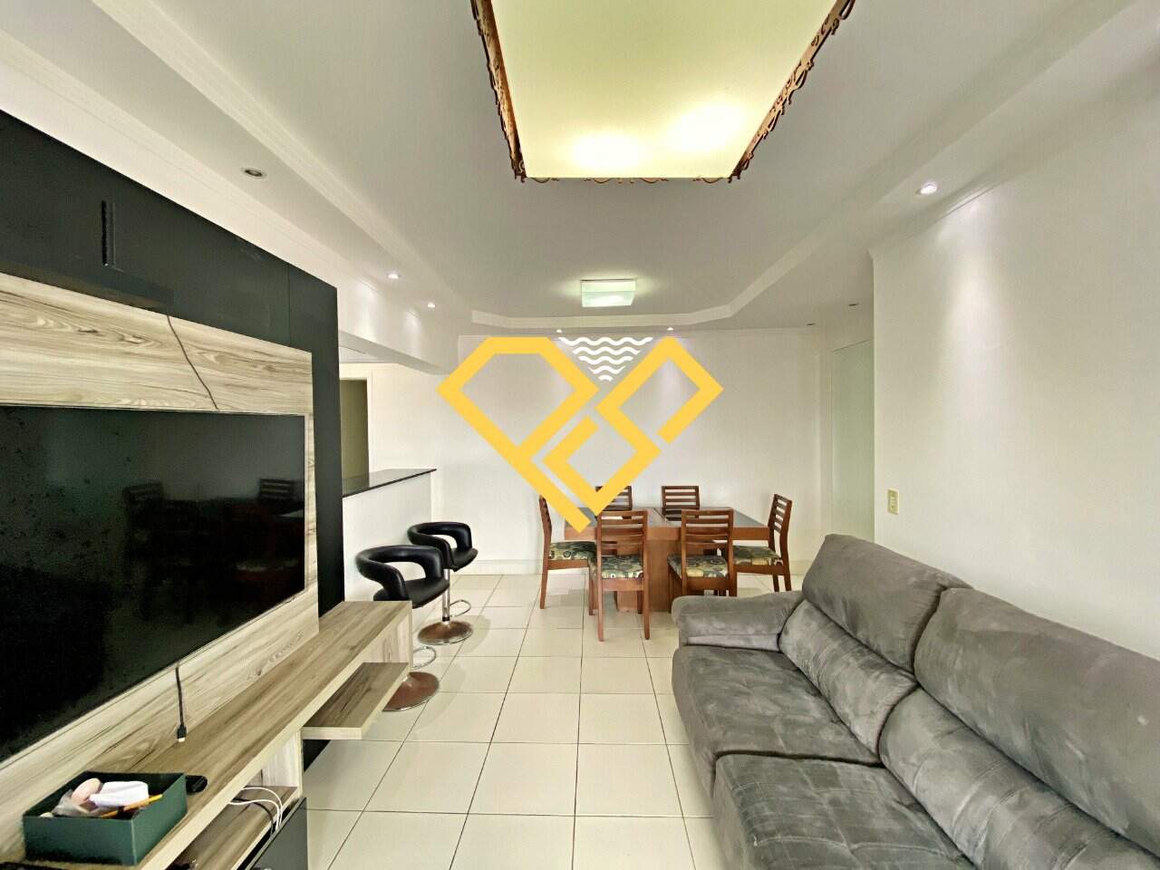 Apartamento à venda no Encruzilhada: SALA