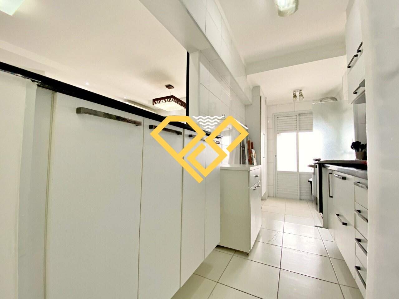 Apartamento à venda no Encruzilhada: COZINHA