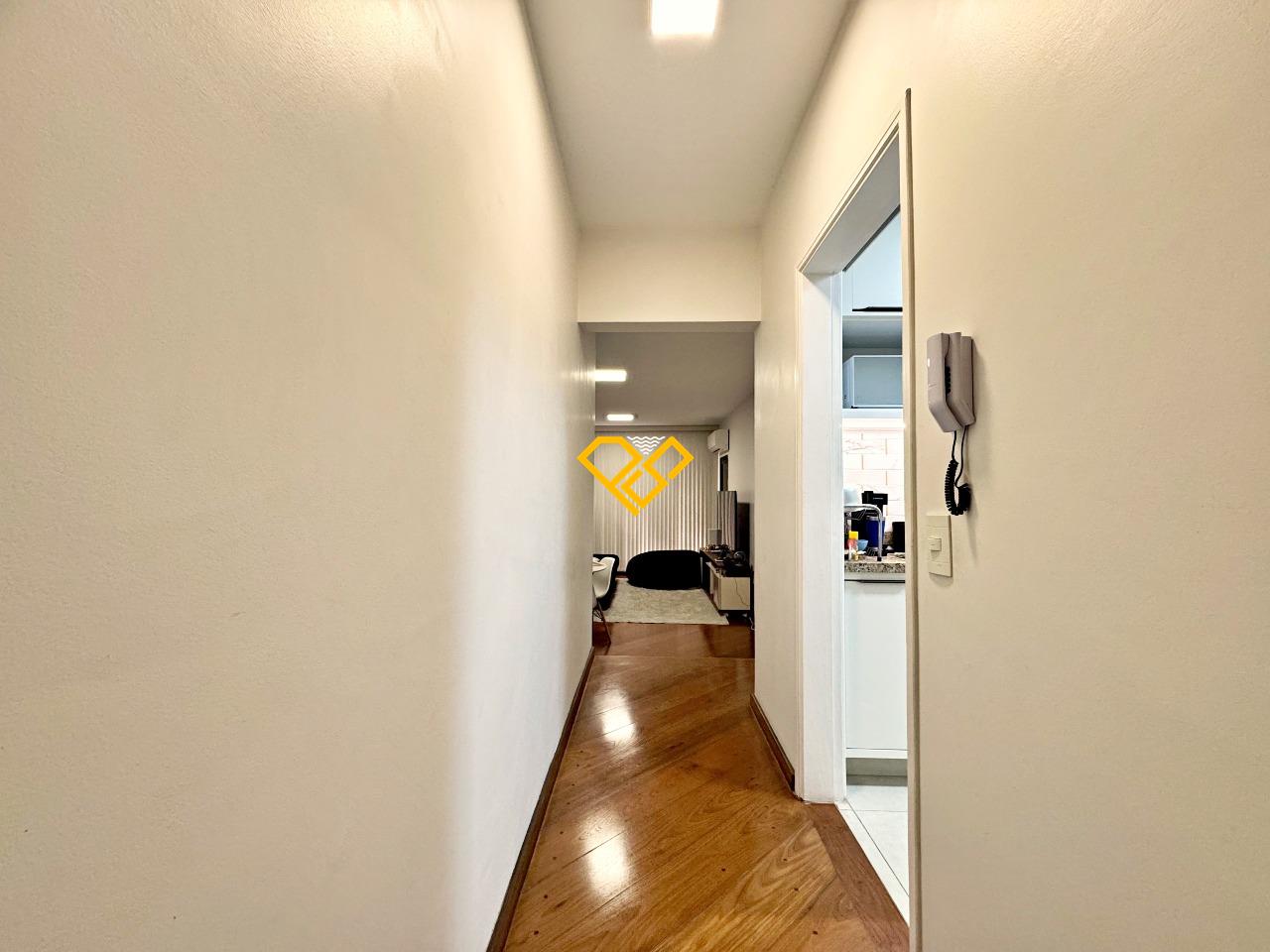 Apartamento à venda no Aparecida: Corredor