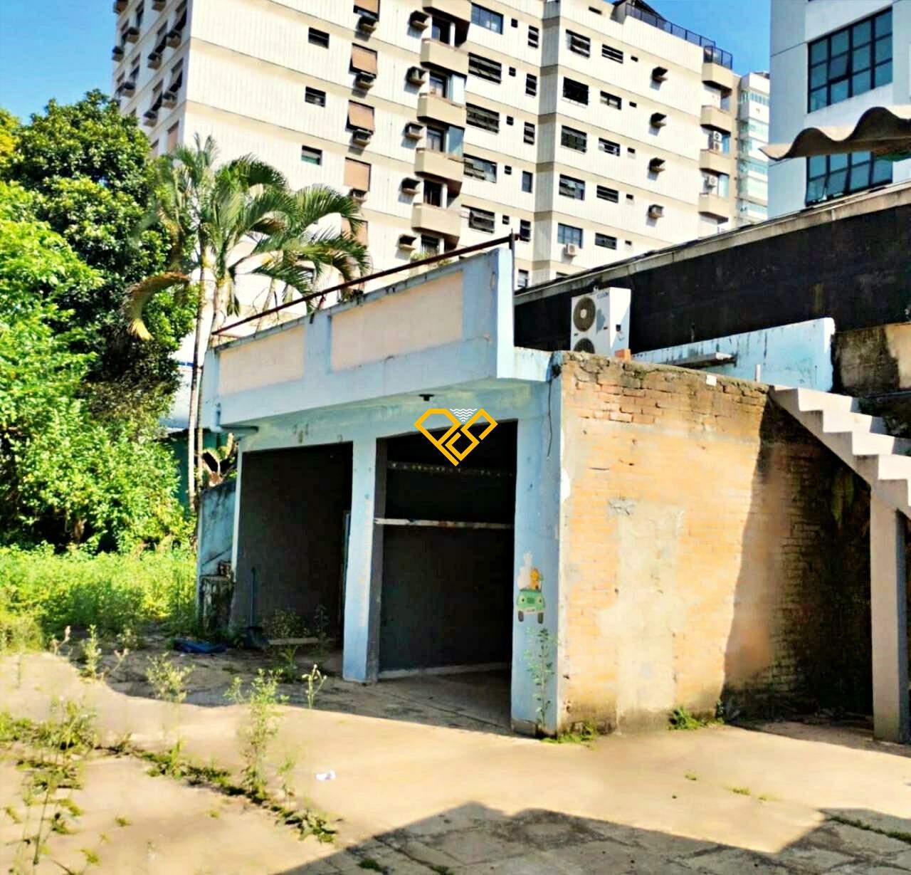 Loja para aluguel no Embaré: 