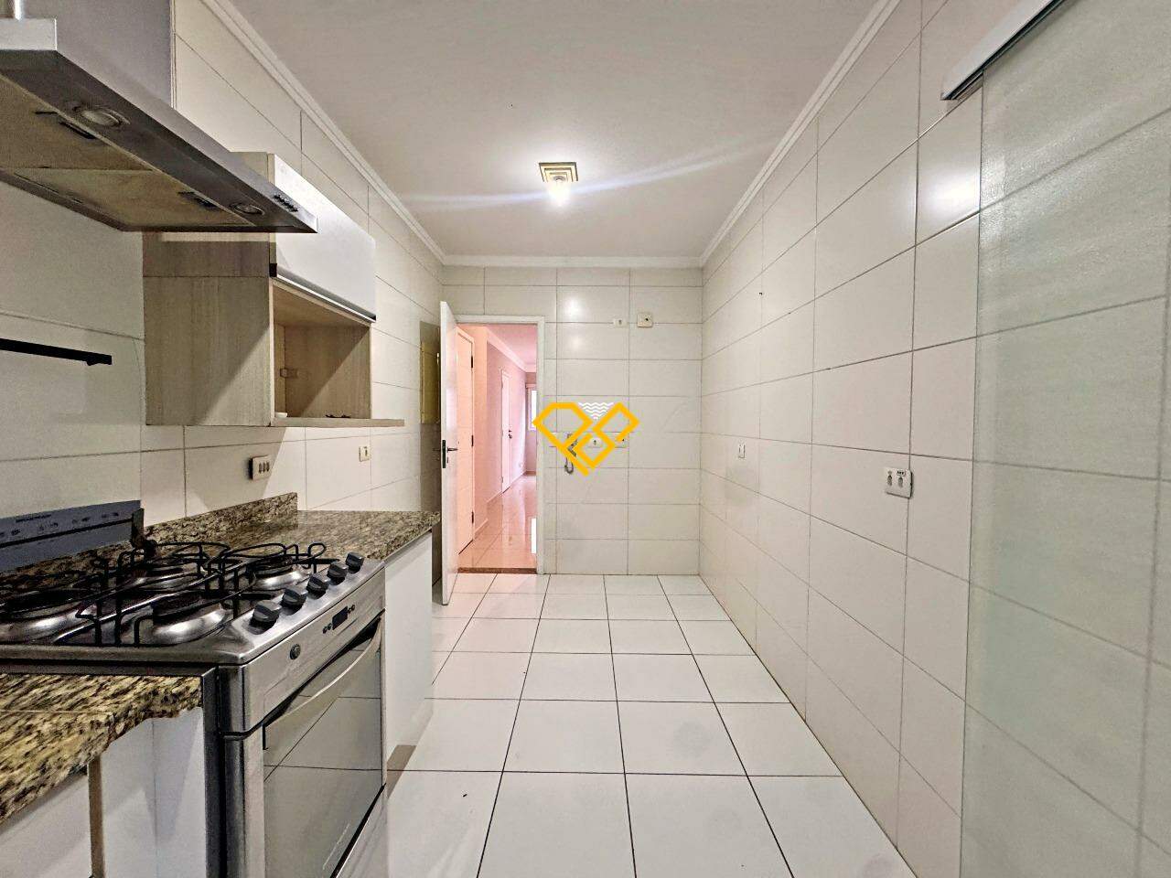 Apartamento à venda no Embaré: Cozinha