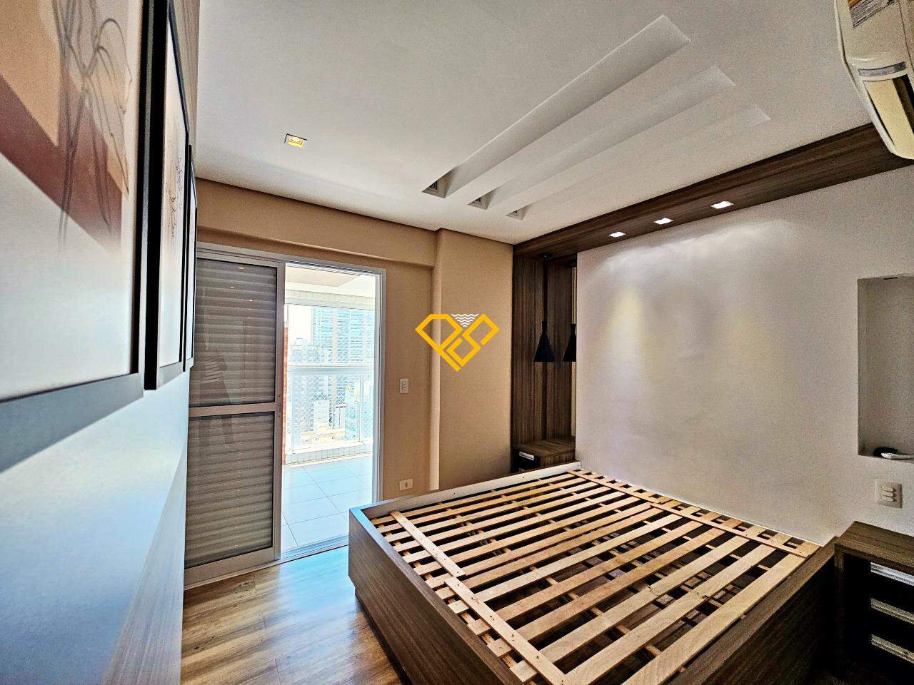 Apartamento à venda no Embaré: Dormitório 1 - suíte