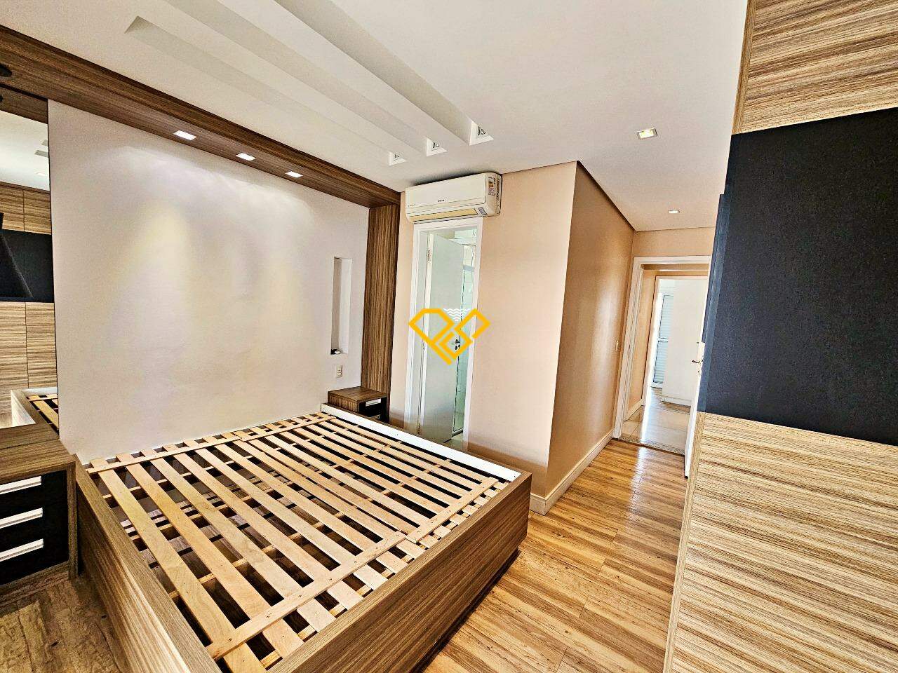 Apartamento à venda no Embaré: Dormitório 1 - suíte