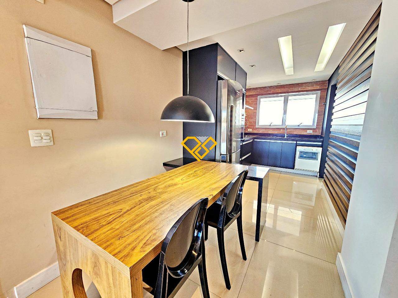 Apartamento à venda no Embaré: Cozinha